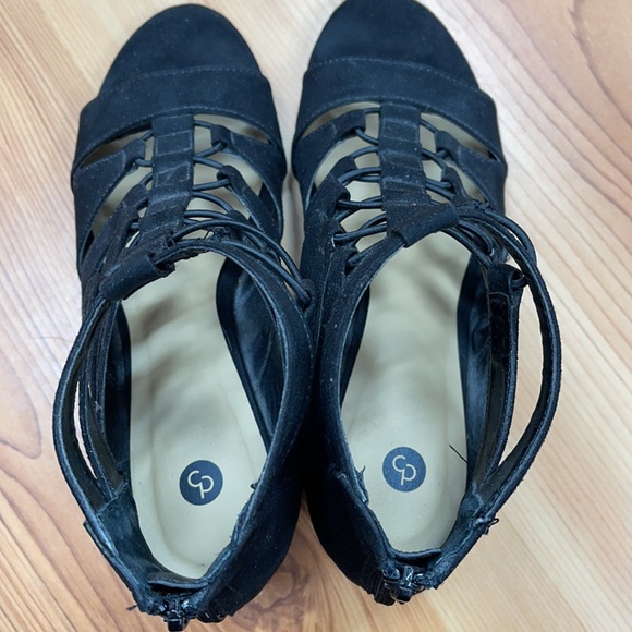 Dress Barn gladiator sandal - Picture 6 of 7